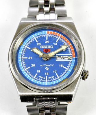 Lot 597 - SEIKO; a gentleman's vintage automatic...