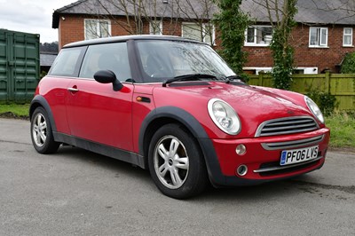 Lot 1243 - MINI; a 2006 three door car, PF06 LVS, with...