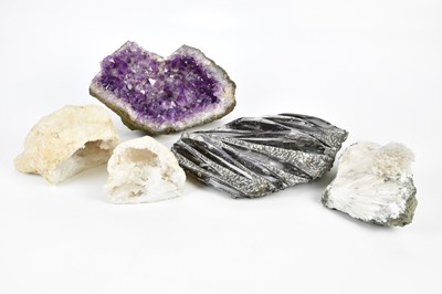 Lot 1264 - Four natural stones, including amethyst, and a...