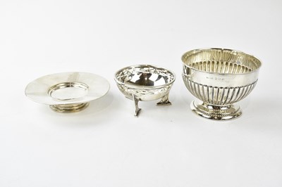 Lot 2383 - WALKER & HALL; an Elizabeth II hallmarked...