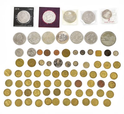 Lot 2610 - A small quantity of assorted coins including...