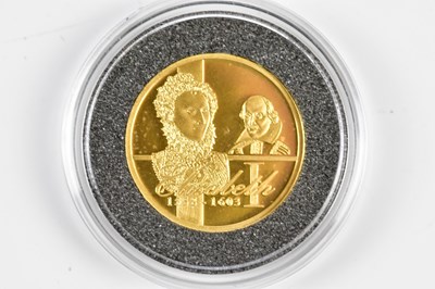 Lot 2598 - A 22ct yellow gold commemorative coin, 'Semper...