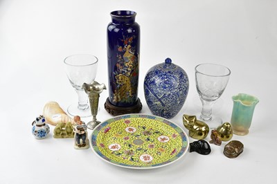 Lot 2674 - An assortment of oriental tourist items,...