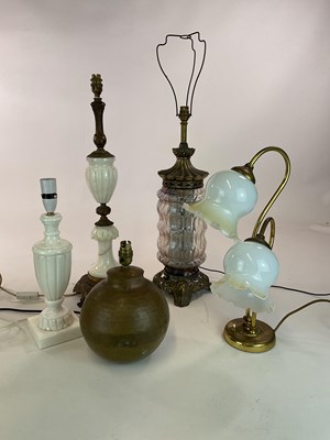 Lot 540 - A quantity of table lamps including alabaster,...
