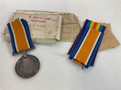 Lot 26 - A WWI medal pair awarded to 84237, Dvr. R....