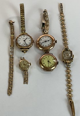 Lot 1290 - Five 9ct yellow gold lady's vintage...