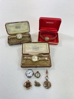 Lot 1295 - A lady's vintage 9ct yellow gold cased...