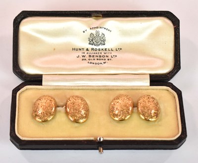 Lot 1167 - A pair of 18ct yellow gold cufflinks with...