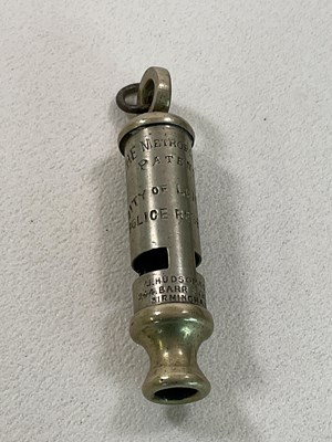 Lot 48 - A Comet 'C&S' 20x Enbeeco of London two draw...