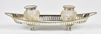 Lot 2134 - BARKER BROTHERS; an Edward VII hallmarked...