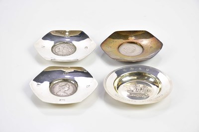 Lot 2456 - C. J. VANDER LTD; an Elizabeth II hallmarked...