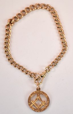 Lot 1189 - A 9ct yellow gold graduated Albert chain with...