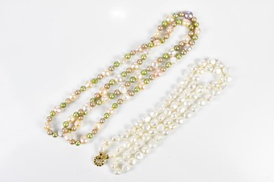 Lot 376 - A string of hand tied Baroque pearls with 18ct...