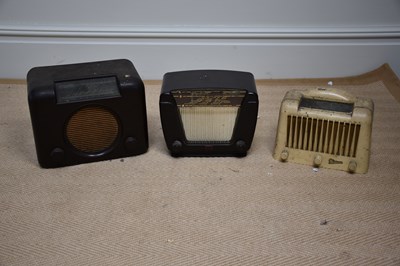 Lot 1295 - A group of three vintage bakelite radios...