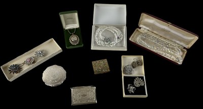 Lot 1529 - A quantity of costume jewellery including...