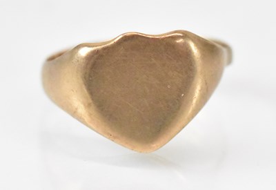 Lot 1532 - A 9ct yellow gold signet ring, size Q, approx...