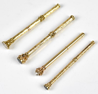 Lot 1362 - Three Victorian yellow metal propelling...