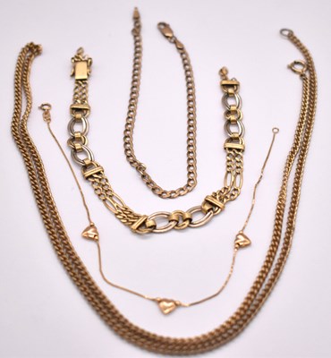 Lot 1181 - A group of 9ct yellow gold and yellow metal...