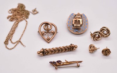 Lot 1209 - A group of 9ct gold and yellow metal,...