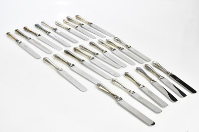 Lot 2014 - A set of twelve large table knives and twelve...