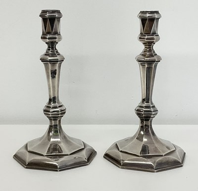 Lot 1425 - SPINK & SON; a pair of Britannia standard...