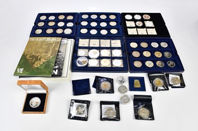 Lot 2592 - A collection of proof and other coins...