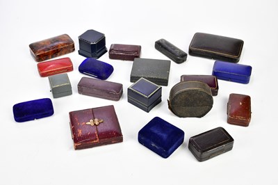 Lot 20 - A collection of nineteen Victorian and later...