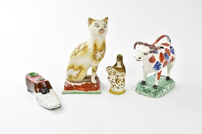 Lot 2692 - A late 18th/early 19th century spongeware...