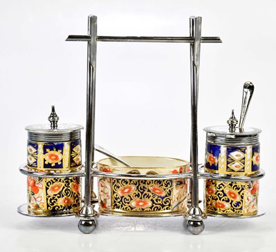 Lot 2030 - JAMES DEAKIN & SONS; an Arts and Crafts silver...