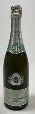 Lot 733 - CHAMPAGNE; a bottle of Veuve Clicquot, 70cl,...