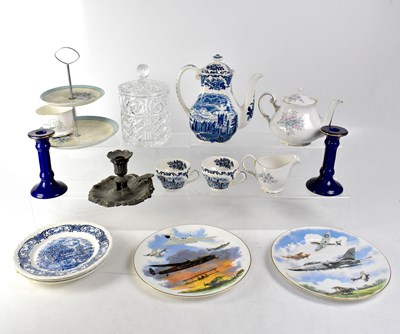 Lot 173 - A quantity of ceramics and glassware