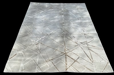 Lot 100 - A modern cream ground Aurora Easy Living...