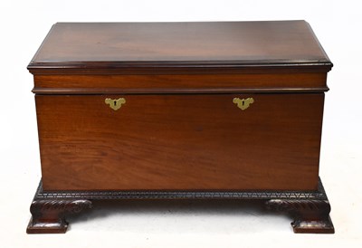 Lot 1644 - A 18th century style reproduction mahogany...