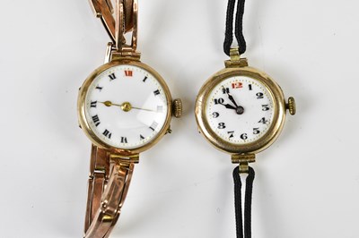 Lot 2295 - A 9ct yellow gold cased lady's wristwatch, the...