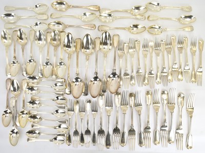 Lot 907 - A collection of seventy-one matched pieces of...