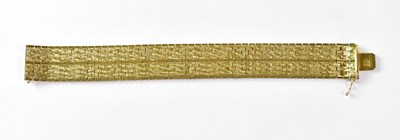 Lot 986 - An 18ct yellow gold bracelet, length 19.6cm,...