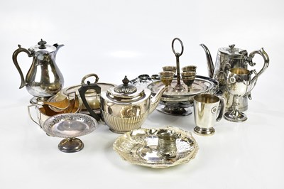 Lot 2279 - A collection of assorted plated items...