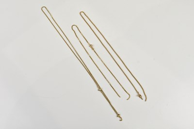 Lot 271 - A yellow metal curb link necklace stamped 9c...