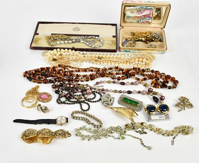 Lot 2531 - A collection of costume jewellery to include...