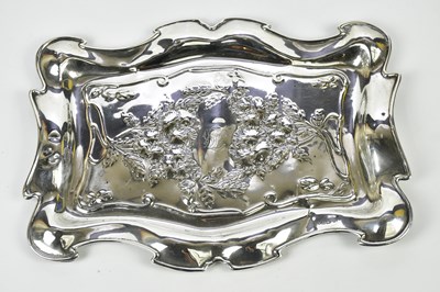 Lot 2173 - WILLIAM NEALE; an Edwardian hallmarked silver...
