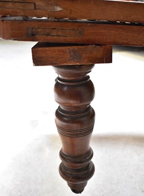 Lot 39 - An Edwardian mahogany bergère daybed with...