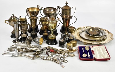 Lot 2270 - A collection of assorted silver plated items,...