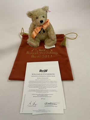 Lot 60 - STEIFF; four bears comprising Blonde 662713,...