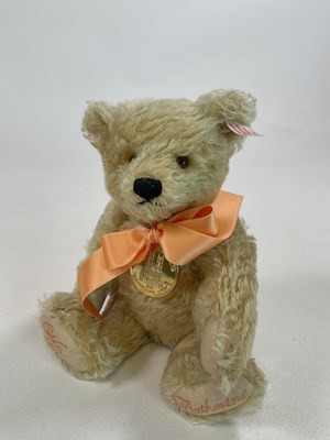 Lot 60 - STEIFF; four bears comprising Blonde 662713,...