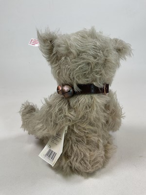 Lot 62 - STEIFF; two boxed bears, Beaujangles caramel...