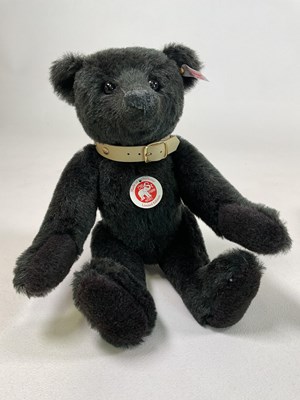 Lot 63 - STEIFF; a boxed classic limited edition Teddy...