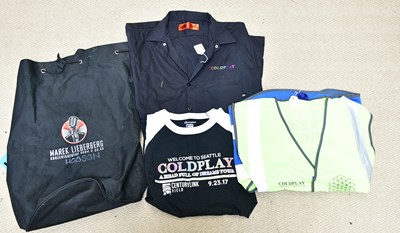 Lot 1525 - COLDPLAY; a Head Full of Dreams Tour crew high-...