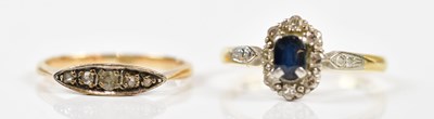 Lot 2421 - A 9ct yellow gold and blue stone dress ring,...