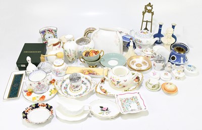 Lot 805 - A collection of early to late 20th century...