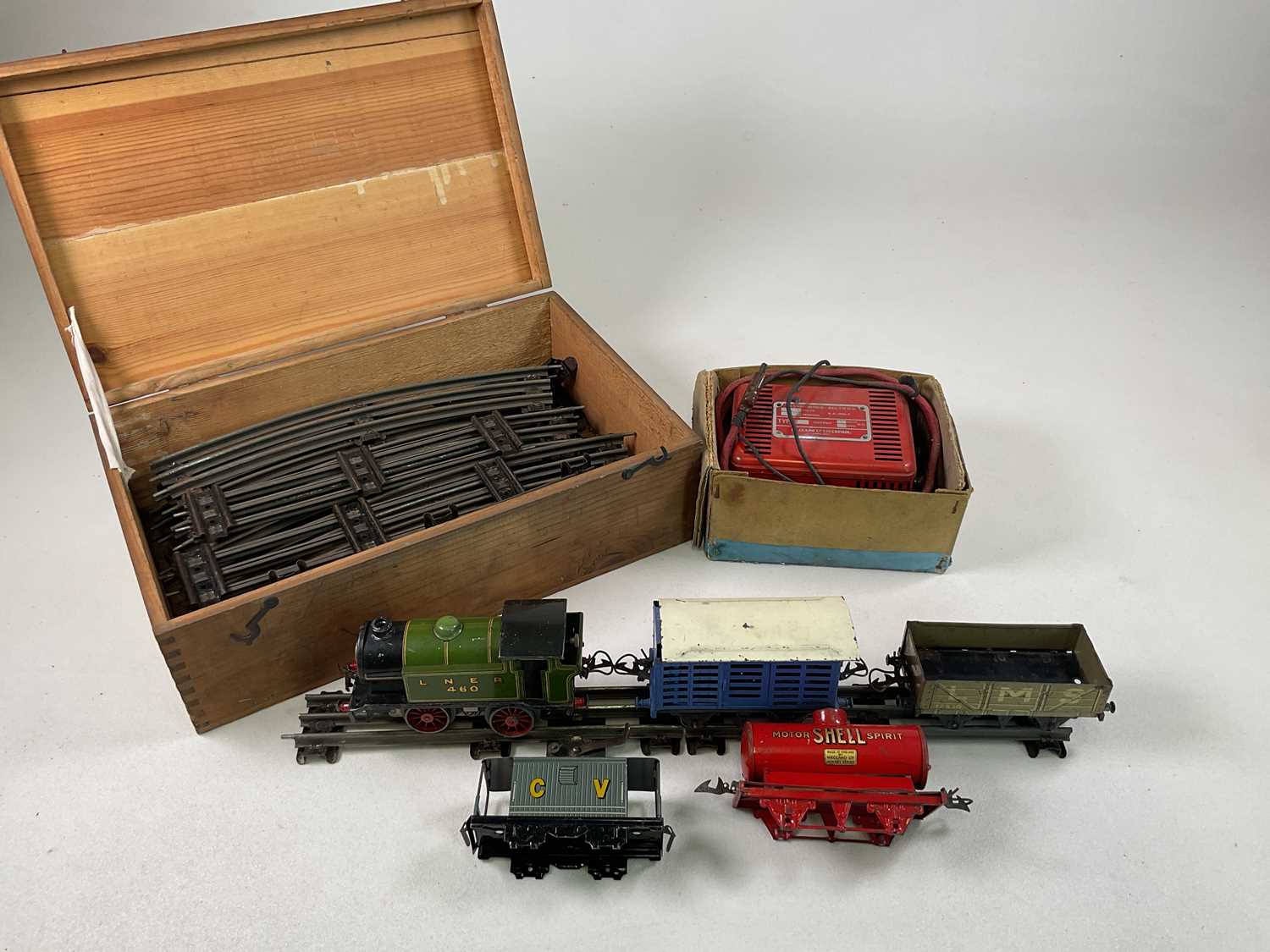Lot 66 - HORNBY; an O gauge train set comprising...